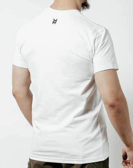 futbolka-milgear-slushaesh-muzyku